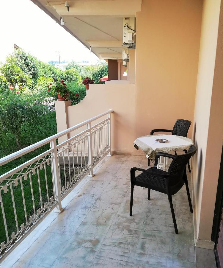 Toula'S Apartments 斯达林 外观 照片