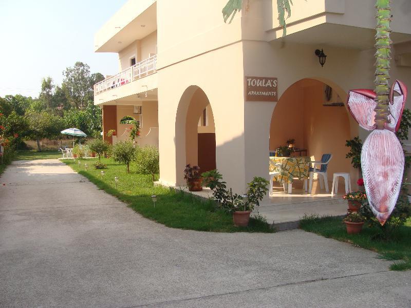 Toula'S Apartments 斯达林 外观 照片