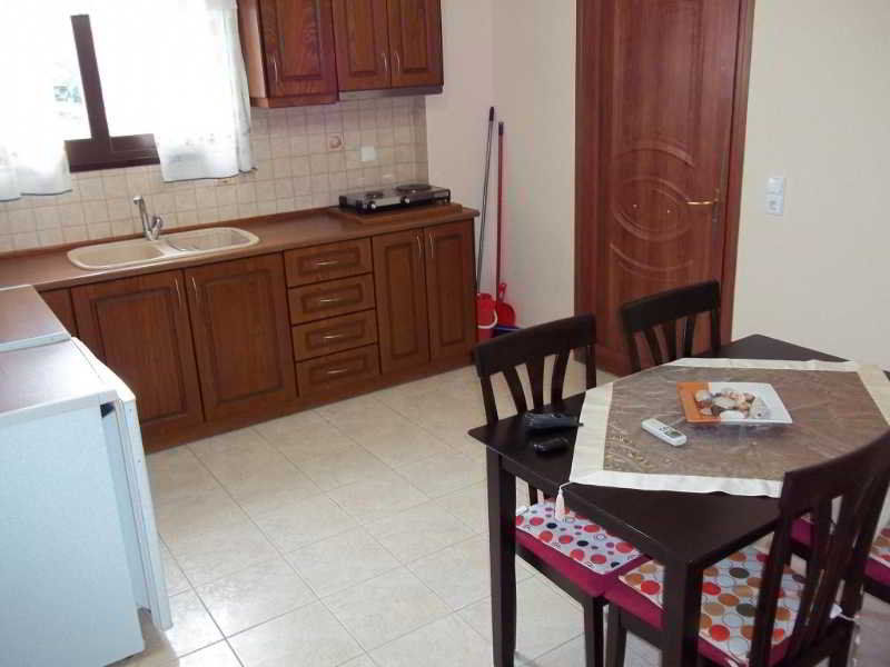 Toula'S Apartments 斯达林 外观 照片